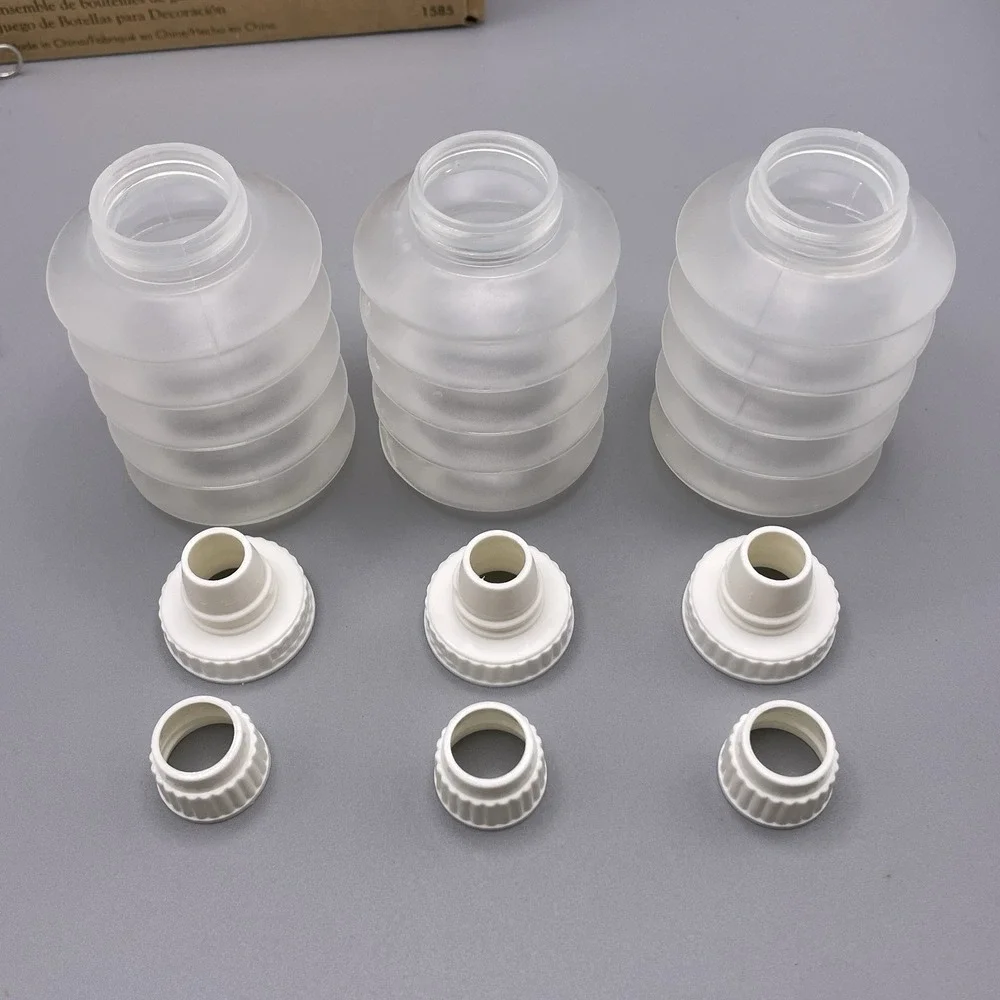 Pampered Chef Easy Accent Decorator Bottle Set‎ + 5 Extra Tips Cookie Cake Icing